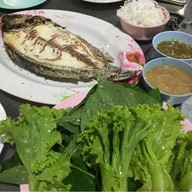 แม่แหม่ม เมี่ยงปลาเผา
