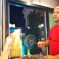 Irem Turkish Ice Cream Asiatique The River Front