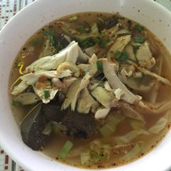 ร้านแม่ทองหล่อ