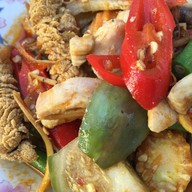 ป้าอี๊ด เกาะล้าน พัทยา