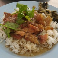 ขาหมูเมืองทอง