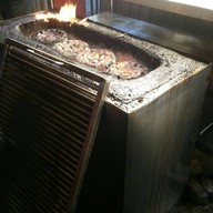 อาจุมม่า ปลาย่าง ณ Saengseon-gui Alley