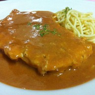 สเต็กน้องต๋อง