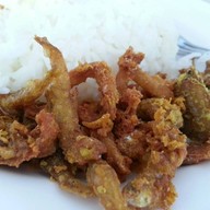 ครัวคุณเหมียว ต้มยำหัวปลาหม้อไฟ