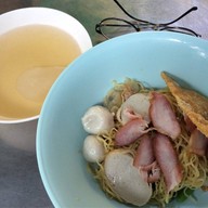 บะหมี่เกี๊ยว สีลมซอย 10