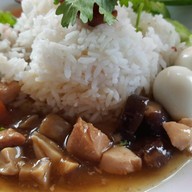 ข้าวคลุกกะปิ ครัวอรชฎา (ถนนสมเด็จเจ้าพระยา)