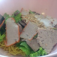 แดงบะหมี่