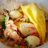 ก๋วยเตี๋ยวรวมมิตร วัดบัวขวัญ