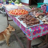 ตลาดสดแม่สลอง