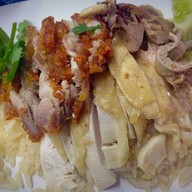 ข้าวมันไก่บารอน โพธิ์ปั้นแยก 8