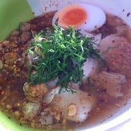 ก๋วยเตี๋ยวต้มยำ-กล้วยทอดสุโขทัย