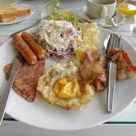 อีเดนการ์เดน