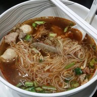 ก๋วยเตี๋ยวเรือเอ็นแก้วหอวัง The Emquartier