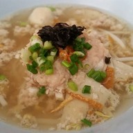 ก๋วยเตี๋ยวหมูบ้านบึง แม่จู