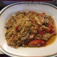 ครัวพิมล ส้มตำ ไก่ทอด ผัดไทย หอยทอด ตลาดเสรีมาร์เก็ต เดอะไนน์