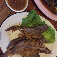 บ้านจันทน์ผา