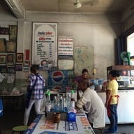 ก๋วยเตี๋ยวเสวยน้อยหลักเมือง