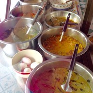 ร้านข้าวแกงพี่แดง