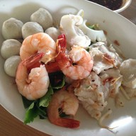 ก๋วยเตี๋ยวปลาแม่กลอง