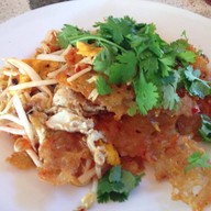 ปุ้ม ก๋วยเตี๋ยวสูตรสมุนไพร