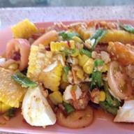 ปุ้ม ก๋วยเตี๋ยวสูตรสมุนไพร