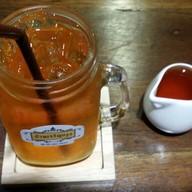 บ้านเจริญกรุง Coffee