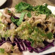 เข้าโค้งคลับ เจเจ กรีน