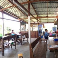 ก๋วยเตี๋ยววัดดงมูลเหล็ก วังน้ำเขียว