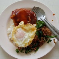 อาหารไทยฝายหิน หอ 40 ปี