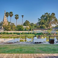 บรรยากาศ The Pagoda Bistro & Bar