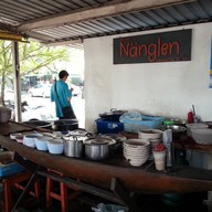 บรรยากาศ ก๋วยเตี๋ยวเรือ นั่งเล่น