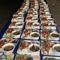 สุขเกษม ข้าวหมูแดงหมูกรอบ