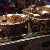 โชกุน ข้าวเหนียวหมู-เนื้อ ห่อใบตอง(เจ้าเก่า)
