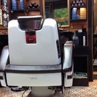 Tew's Barber Shop สยาม