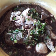 เมนูของร้าน ก๋วยเตี๋ยวเรือบางใหญ่