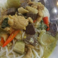ขนมจีนห้อยขา
