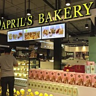 หน้าร้าน April’s Bakery ฟิวเจอร์พาร์ครังสิต