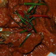 เมนูของร้าน สวนอาหารเรือสำราญซุ้มป่าสัก