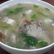 เมนูของร้าน ก๋วยจั๊บนายเอ็ก (Nai Ek Roll Noodle) เยาวราช (primary branch)