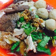 ครัวตัสนีม