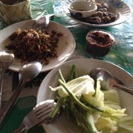 ร้านลาบแจ้ซ้อน