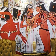 บรรยากาศ Tuts Rock Cafe