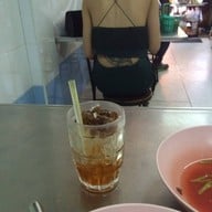 เมนูของร้าน ก๋วยเตี๋ยวอยู่เจริญ