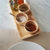 เมนูของร้าน Peppina Sriracha