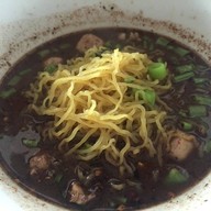 ป.ประทีป ก๋วยเตี๋ยวเรืออยุธยา สุขาภิบาล 1, 2, 3