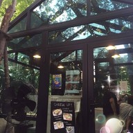 หน้าร้าน TOAST Aree Garden