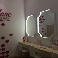 Blanc Eyelash & Eyebrow Salon เซ็นทรัลอีสต์วิลล์