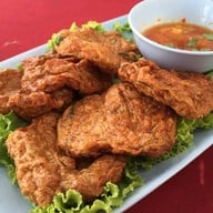 เมนูของร้าน อี๊เต๊ง อี๊ต้อย