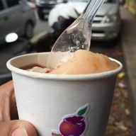 เมนูของร้าน Siam Thai Fruit Icecream หลังโลตัส มอ.