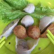 เมนูของร้าน เจียงลูกชิ้นปลา บุรีรัมย์ยูไนเต็ด